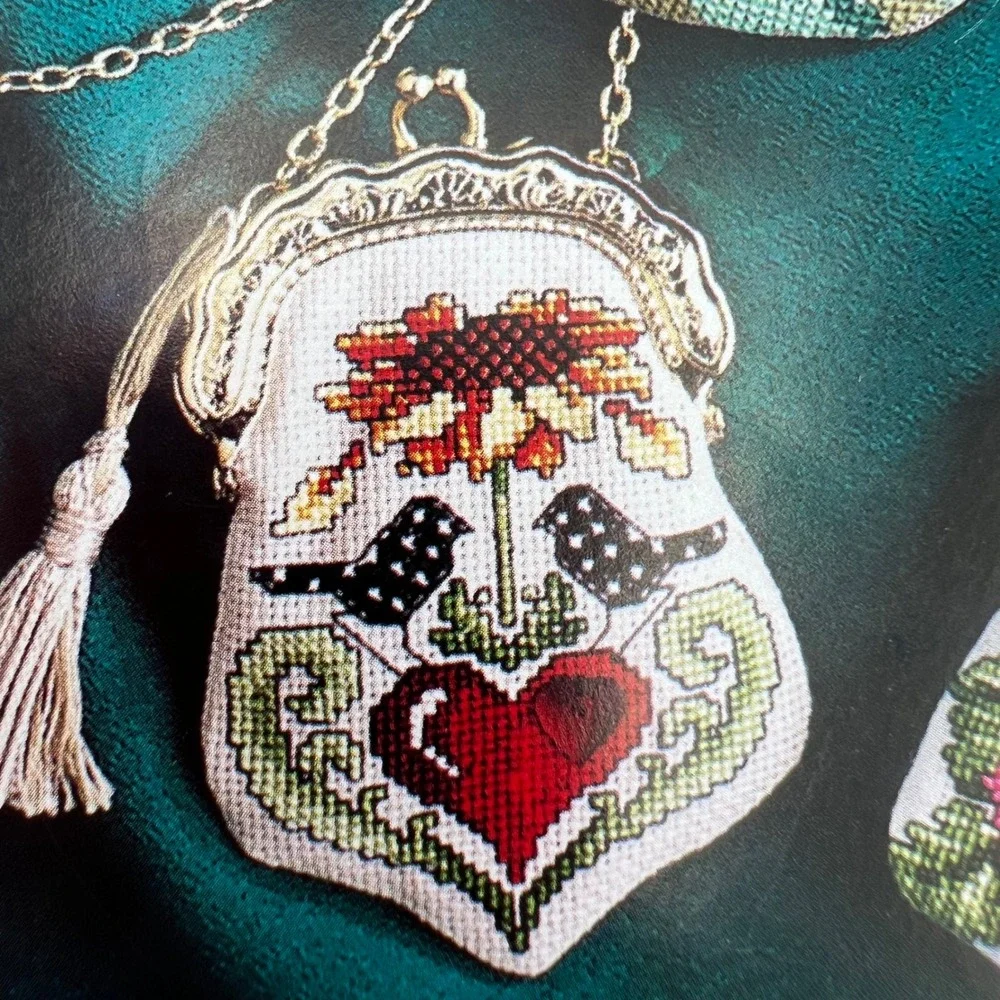 American School of Needlework Little Cross Stitch Purses Book Barbara Baatz 3739